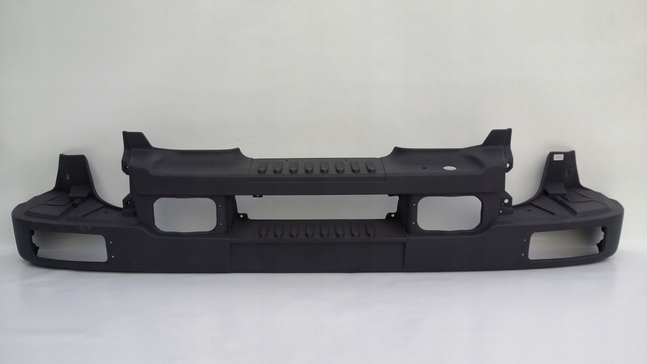 ZDERZAK RENAULT MIDLUM NISKI Z WEJŚCIEM NA HALOGEN - Pare-chocs pour Camion: photos 1 ZDERZAK RENAULT MIDLUM NISKI Z WEJŚCIEM NA HALOGEN - Pare-chocs pour Camion: photos 1