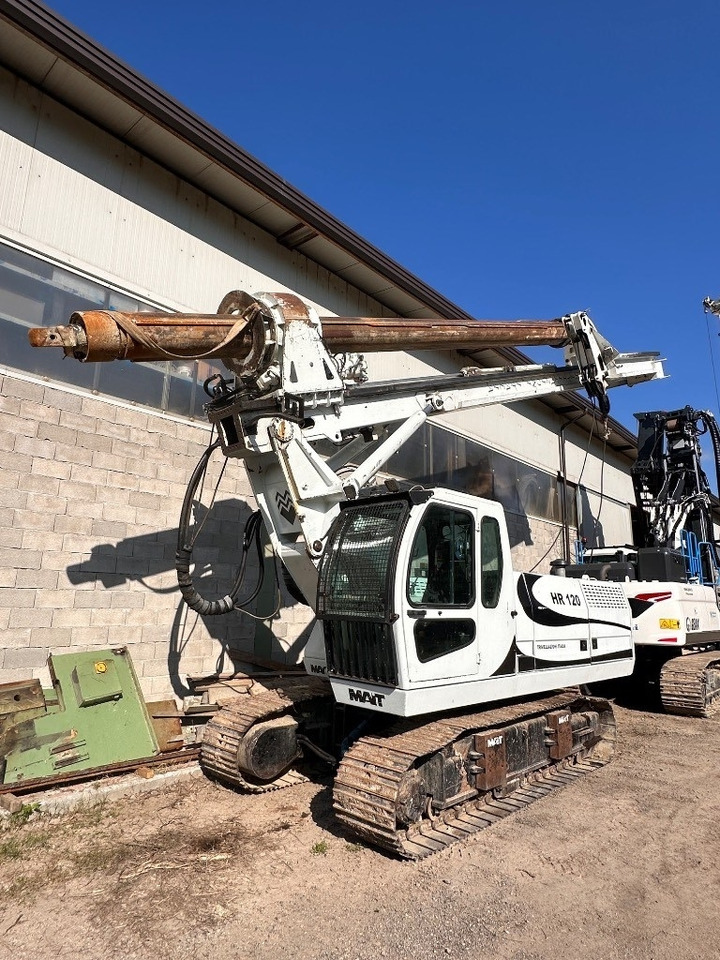 Mait HR 120 - Mât de battage: photos 2 Mait HR 120 - Mât de battage: photos 2