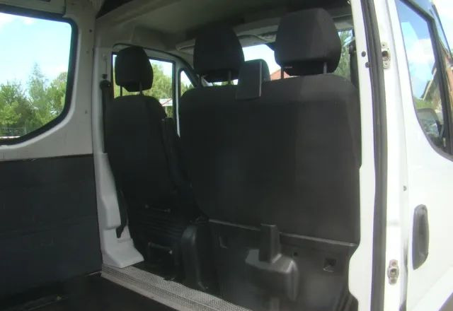Fourgon utilitaire Iveco DAILY 35 S 16 REJESTRACJA NA 6-OSÓB SUPER NA KAMPERA: photos 13 Fourgon utilitaire Iveco DAILY 35 S 16 REJESTRACJA NA 6-OSÓB SUPER NA KAMPERA: photos 13