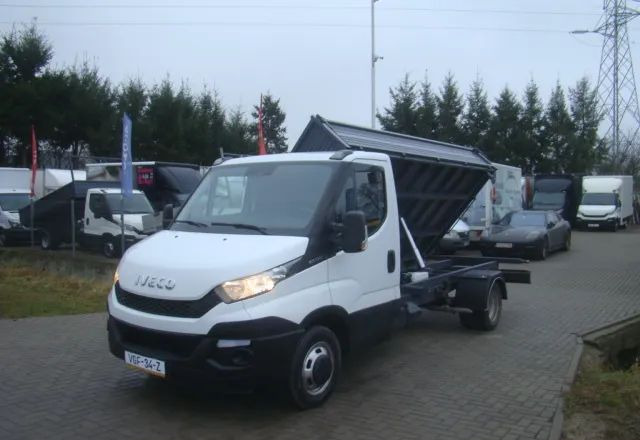 Iveco DAILY 50 C 17 3.0TDI WYWROTKA 4.70M 3.5T KLIMATRONIK - Utilitaire benne: photos 1 Iveco DAILY 50 C 17 3.0TDI WYWROTKA 4.70M 3.5T KLIMATRONIK - Utilitaire benne: photos 1