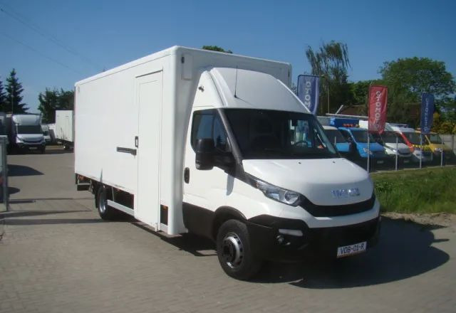 Iveco DAILY 70 C 18 3.0TDI 5.45M WINDA 1000KG - Fourgon grand volume: photos 3 Iveco DAILY 70 C 18 3.0TDI 5.45M WINDA 1000KG - Fourgon grand volume: photos 3