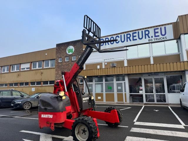 MANITOU TMT 27S S2E3 - Chariot embarqué: photos 4 MANITOU TMT 27S S2E3 - Chariot embarqué: photos 4
