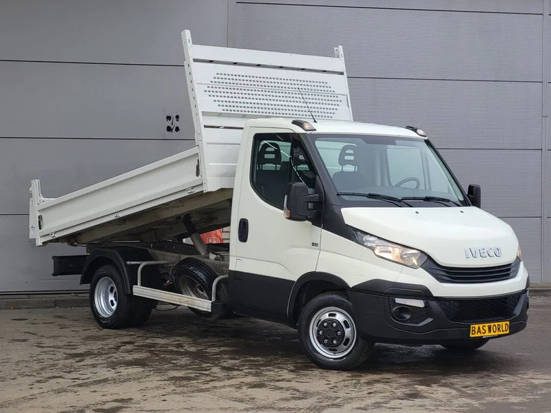 Iveco Daily 35C12 - Utilitaire benne: photos 5 Iveco Daily 35C12 - Utilitaire benne: photos 5