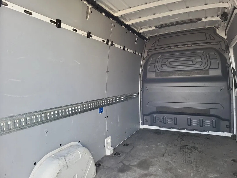 Mercedes-Benz Sprinter L2H2 - Fourgon utilitaire: photos 4 Mercedes-Benz Sprinter L2H2 - Fourgon utilitaire: photos 4