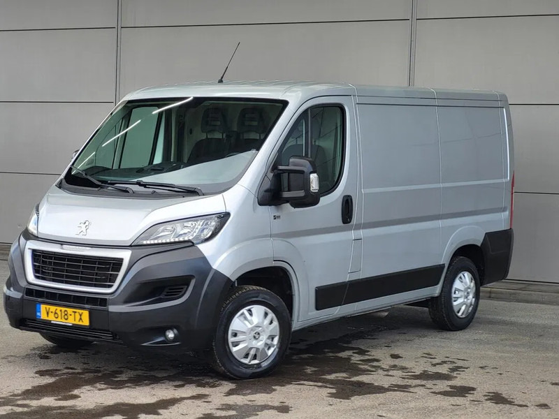 Peugeot Boxer - Fourgonnette, Utilitaire double cabine: photos 1 Peugeot Boxer - Fourgonnette, Utilitaire double cabine: photos 1