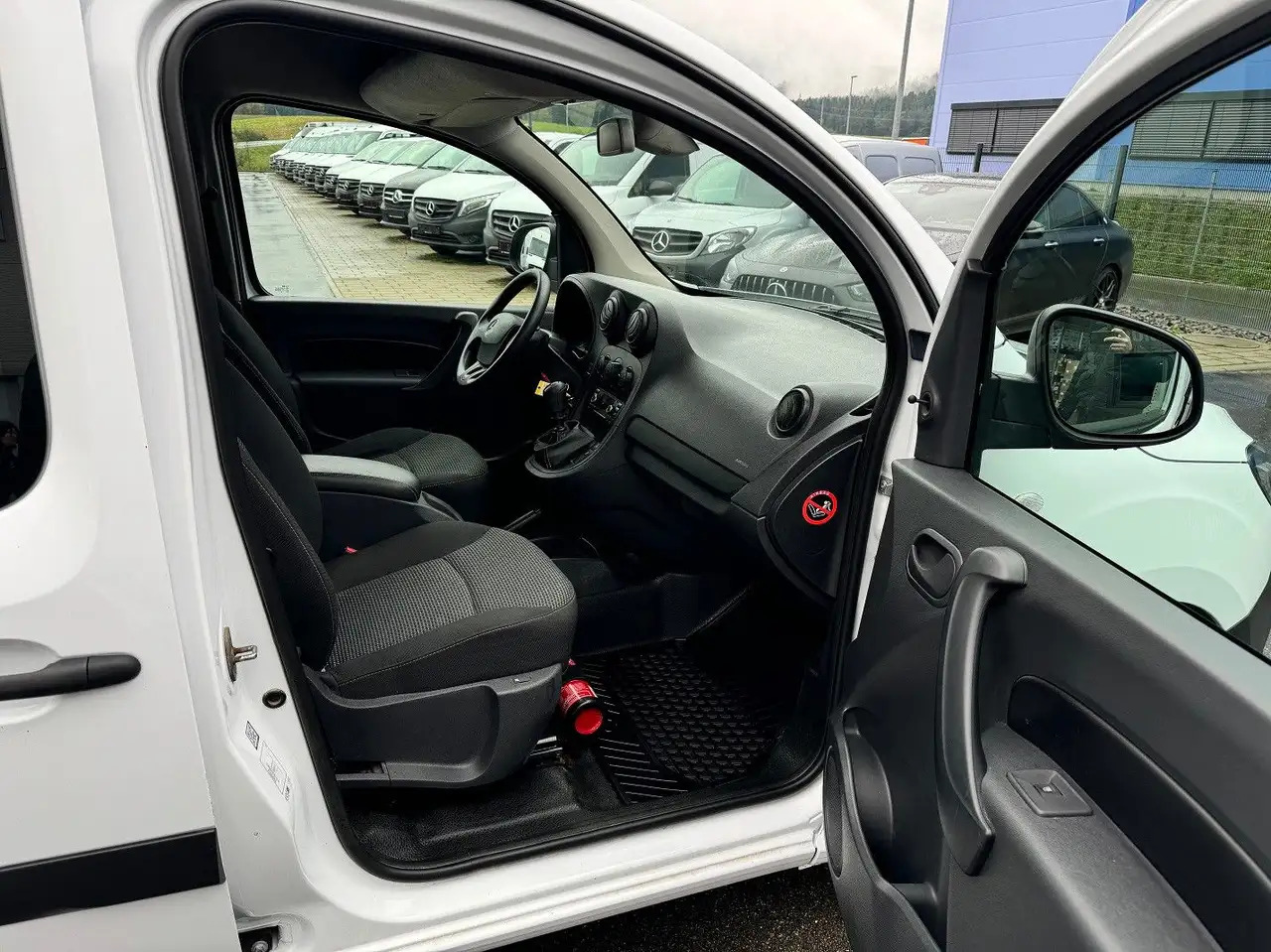 Fourgon utilitaire neuf Mercedes-Benz Citan 111 CDI Lang Klima AHK: photos 11 Fourgon utilitaire neuf Mercedes-Benz Citan 111 CDI Lang Klima AHK: photos 11