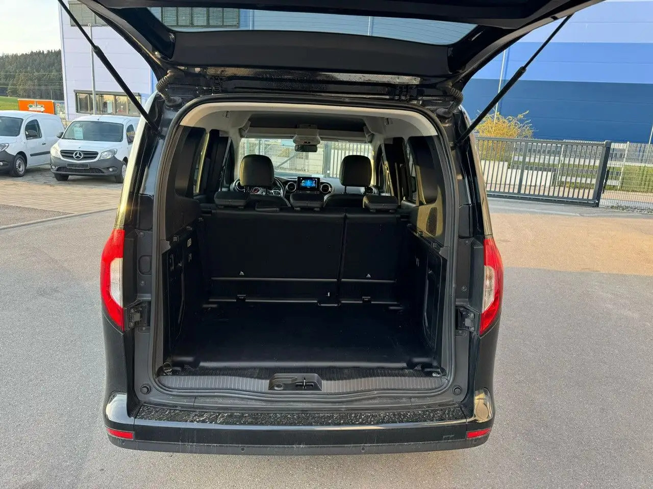 Voiture Mercedes-Benz T-Class T -Klasse 160 d standard: photos 12