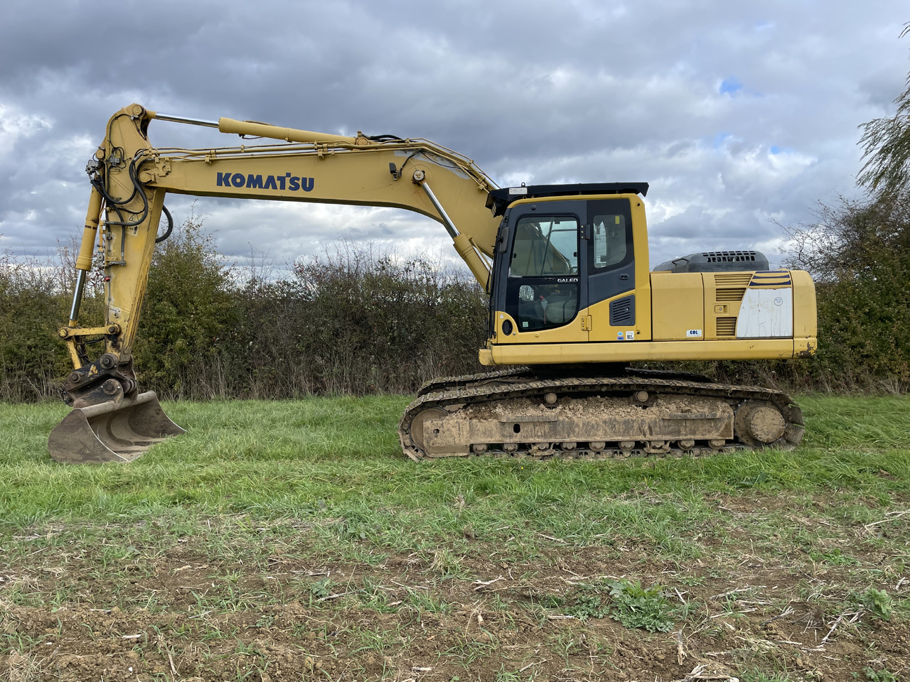 Komatsu PC210LC-8 - Pelle sur chenille: photos 1 Komatsu PC210LC-8 - Pelle sur chenille: photos 1