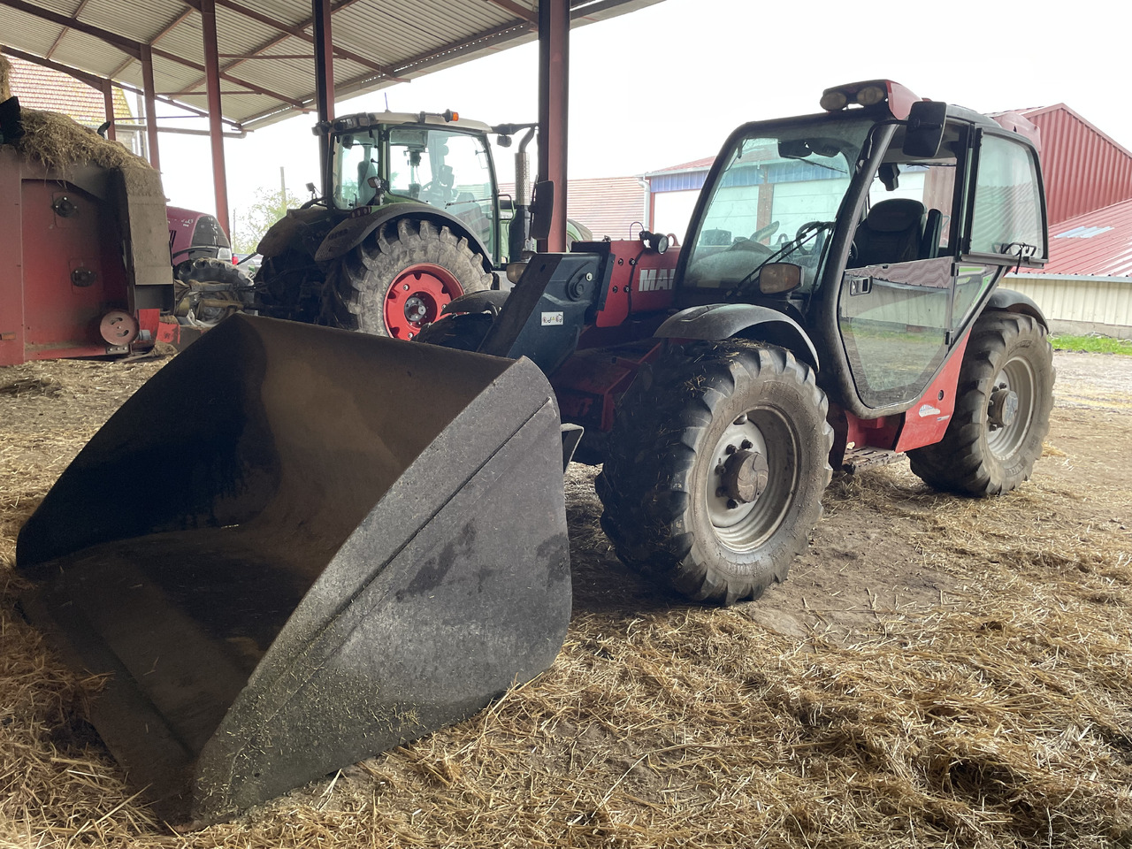 MANITOU MLT 634-120 - Chariot télescopique: photos 4 MANITOU MLT 634-120 - Chariot télescopique: photos 4