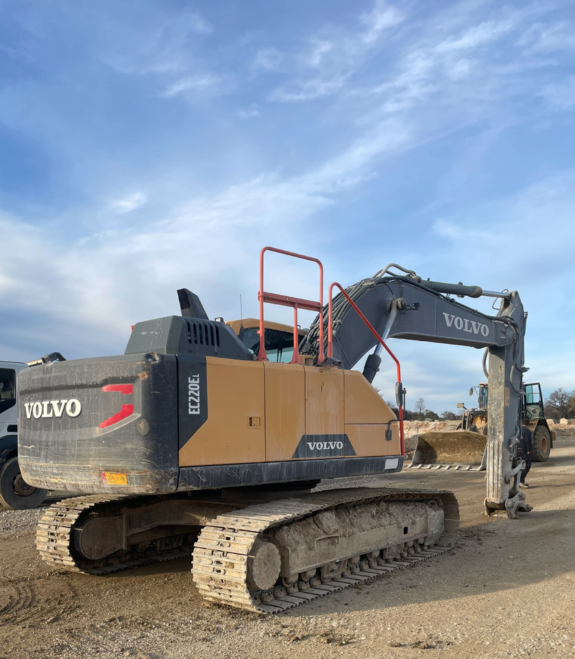 Volvo EC220EL - Pelle sur chenille: photos 3 Volvo EC220EL - Pelle sur chenille: photos 3