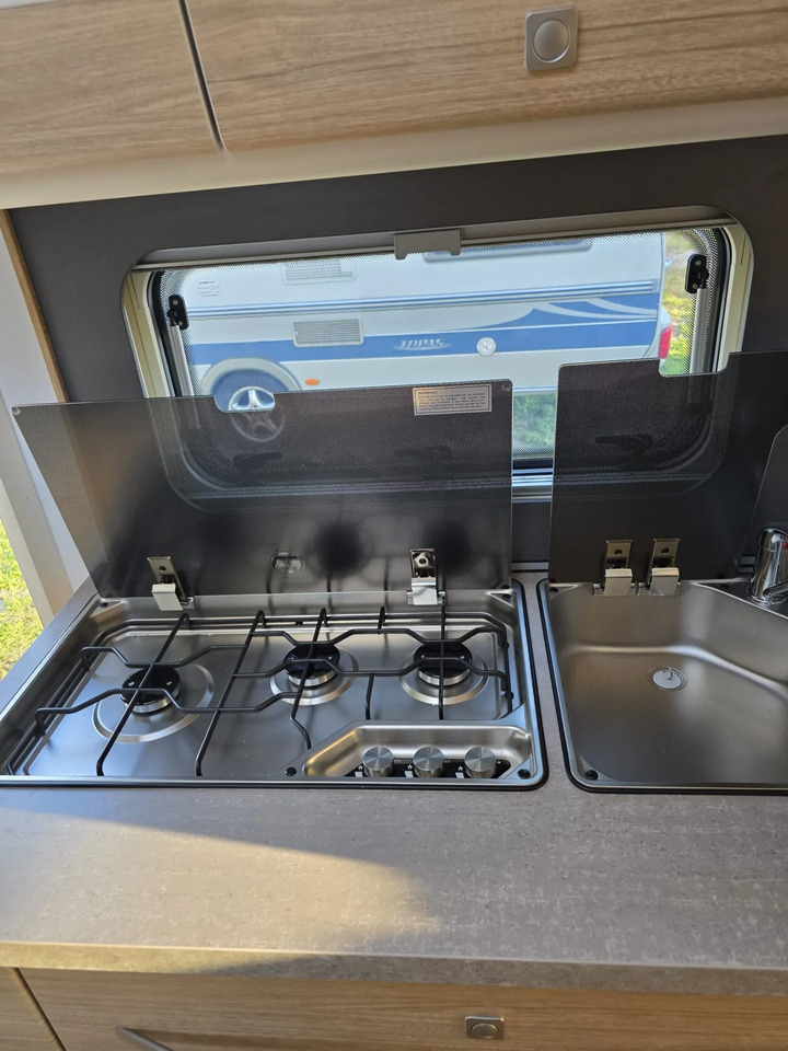 Wohnwagen Fendt Bianco Activ 515 SKF volle Hütte en leasing occasion Wohnwagen Fendt Bianco Activ 515 SKF volle Hütte: photos 7