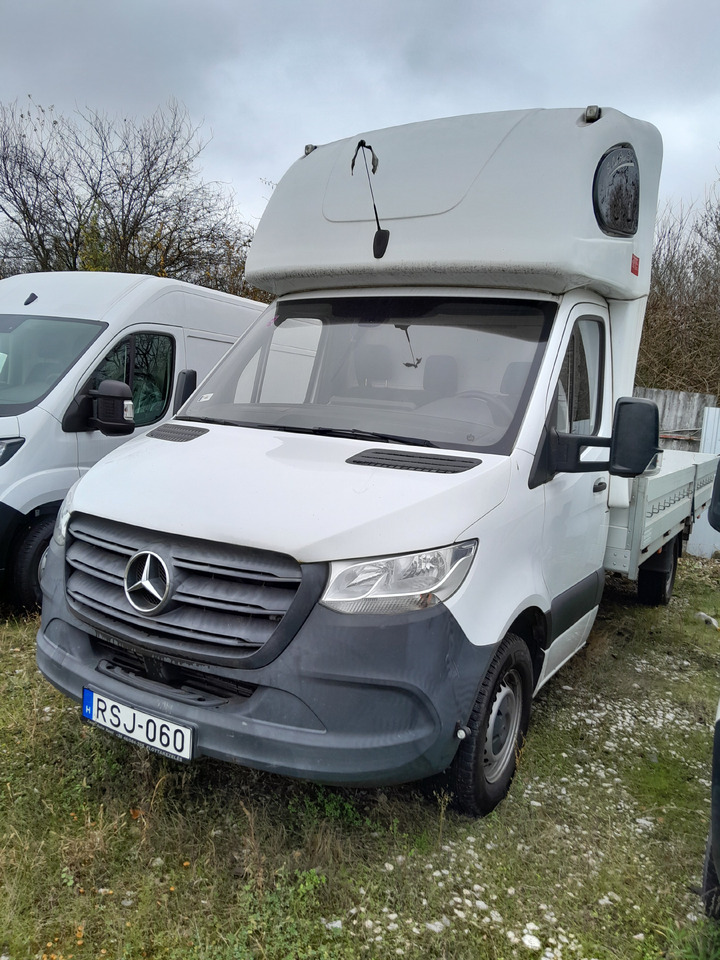MERCEDES-BENZ Sprinter - Utilitaire plateau: photos 2 MERCEDES-BENZ Sprinter - Utilitaire plateau: photos 2