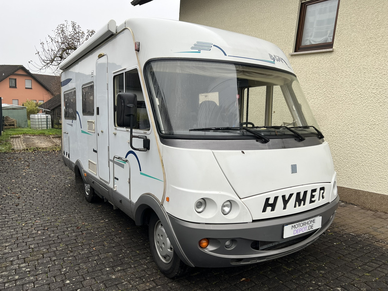 HYMER / ERIBA B-Klasse 574 incl. Hubbett - Markise - 3,85 to - Camping-car intégral: photos 1 HYMER / ERIBA B-Klasse 574 incl. Hubbett - Markise - 3,85 to - Camping-car intégral: photos 1