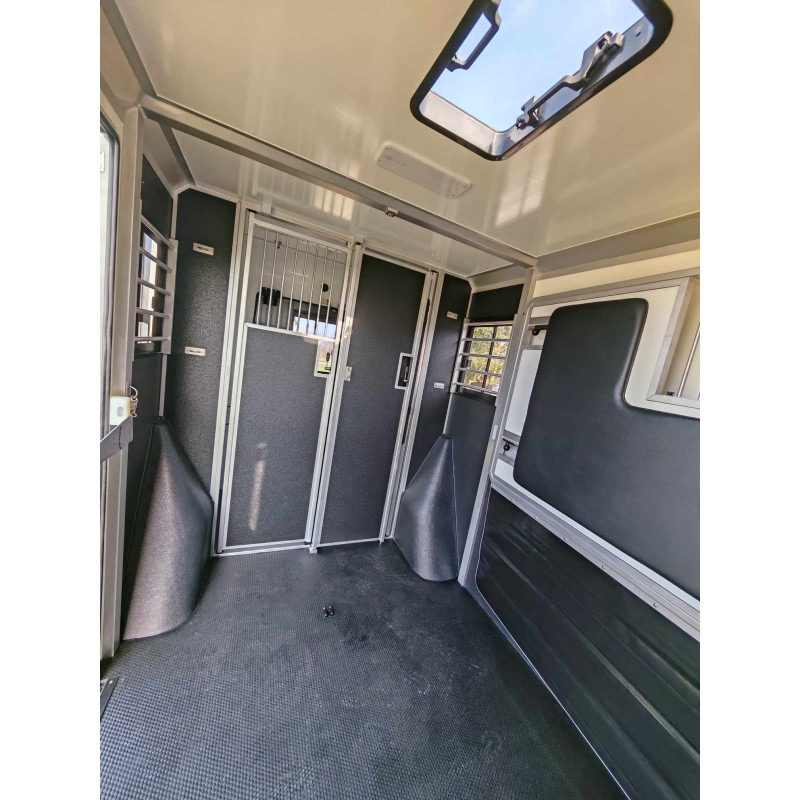 STX Ford Transit by Stephex en leasing occasion STX Ford Transit by Stephex: photos 9 STX Ford Transit by Stephex en leasing occasion STX Ford Transit by Stephex: photos 9