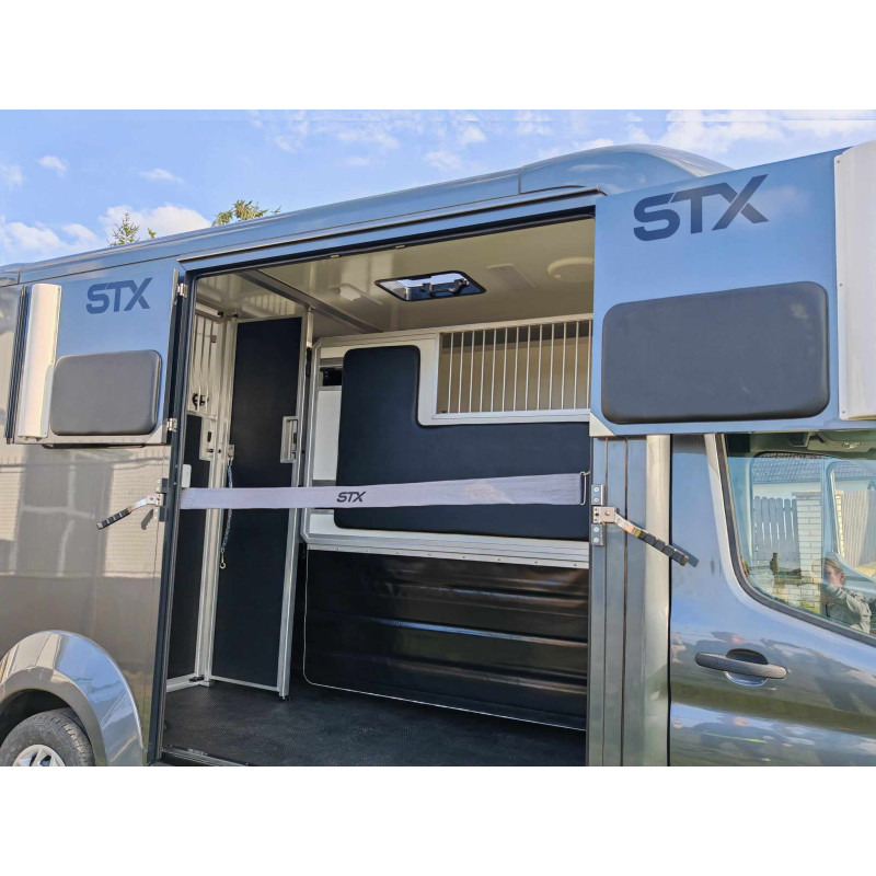 STX Ford Transit by Stephex - Camion chevaux: photos 5 STX Ford Transit by Stephex - Camion chevaux: photos 5