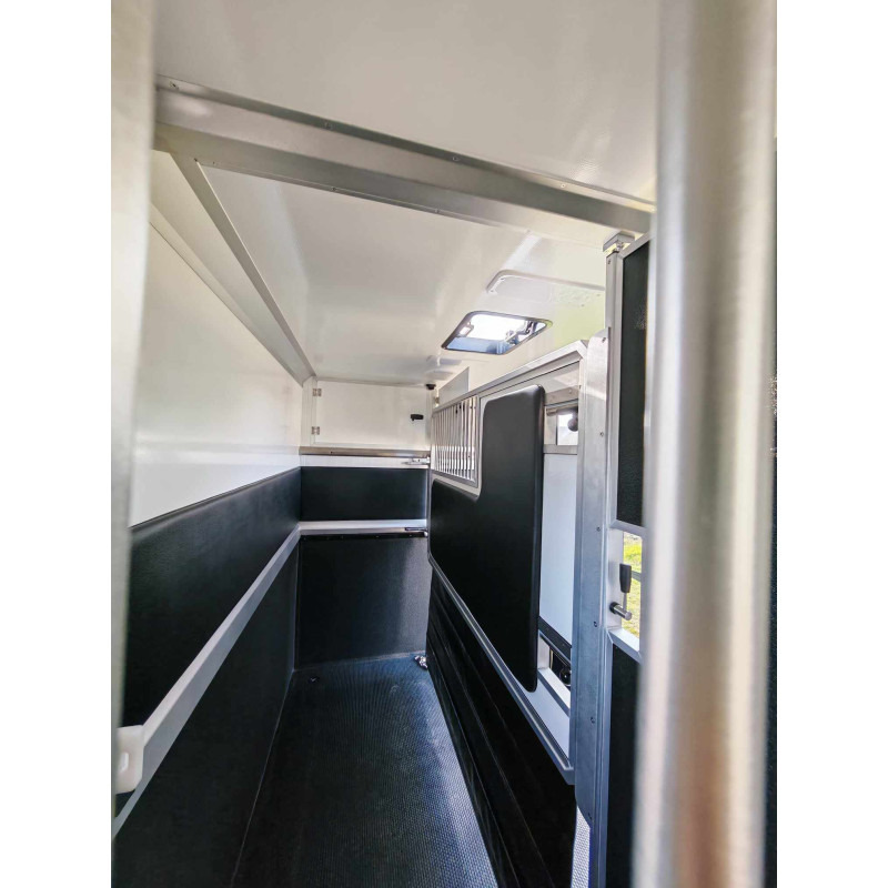 STX Ford Transit by Stephex en leasing occasion STX Ford Transit by Stephex: photos 23 STX Ford Transit by Stephex en leasing occasion STX Ford Transit by Stephex: photos 23