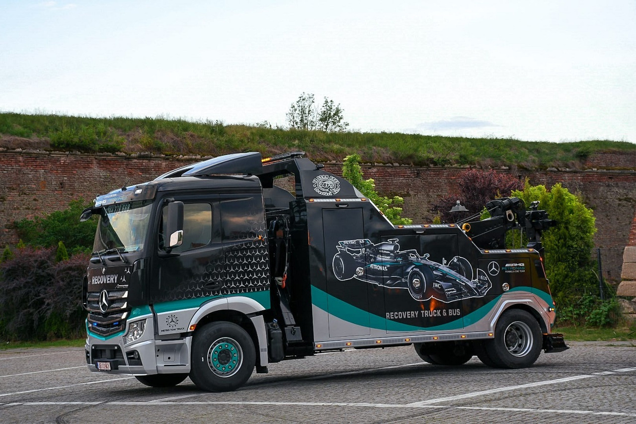 MERCEDES-BENZ Actros 2043 - Camion: photos 1 MERCEDES-BENZ Actros 2043 - Camion: photos 1