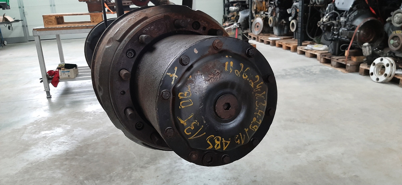 Essieu arrière pour Camion Gebrauchte MB 1838 LS, SK, Planetenachse, Artikel - Nr. : 81.99999 - 9999: photos 6 Essieu arrière pour Camion Gebrauchte MB 1838 LS, SK, Planetenachse, Artikel - Nr. : 81.99999 - 9999: photos 6