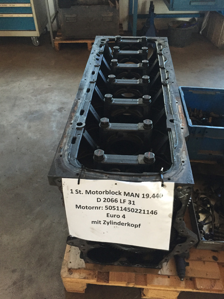 Gebrauchter Motorblock MAN TGA 19.440, Euro 4, Typ : D 2066 LF 31, Artikel - Nr. : 51.01102 - 6432 - Bloc-cylindres pour Camion: photos 1 Gebrauchter Motorblock MAN TGA 19.440, Euro 4, Typ : D 2066 LF 31, Artikel - Nr. : 51.01102 - 6432 - Bloc-cylindres pour Camion: photos 1