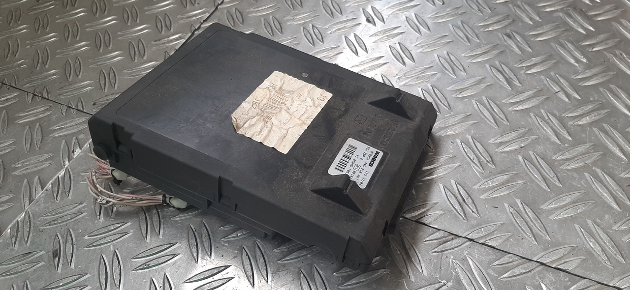 Gebrauchtes MAN, WABCO Steuergerät, Artikel - Nr. : 81.25806 - 7051 - Bloc de gestion pour Camion: photos 5 Gebrauchtes MAN, WABCO Steuergerät, Artikel - Nr. : 81.25806 - 7051 - Bloc de gestion pour Camion: photos 5