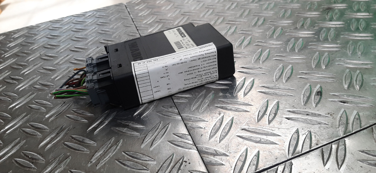 Gebrauchtes MB WABCO Steuergerät ECAS, Artikel - Nr. : A 446 170 026 0 - Bloc de gestion pour Camion: photos 3 Gebrauchtes MB WABCO Steuergerät ECAS, Artikel - Nr. : A 446 170 026 0 - Bloc de gestion pour Camion: photos 3