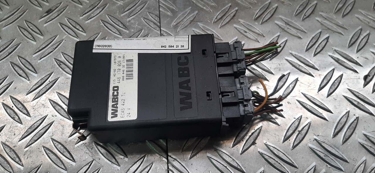 Gebrauchtes MB WABCO Steuergerät ECAS, Artikel - Nr. : A 446 170 026 0 - Bloc de gestion pour Camion: photos 1 Gebrauchtes MB WABCO Steuergerät ECAS, Artikel - Nr. : A 446 170 026 0 - Bloc de gestion pour Camion: photos 1