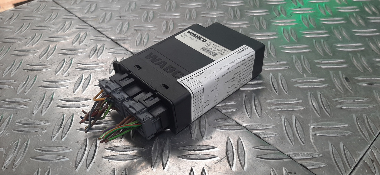 Gebrauchtes MB WABCO Steuergerät ECAS, Artikel - Nr. : A 446 170 026 0 - Bloc de gestion pour Camion: photos 2 Gebrauchtes MB WABCO Steuergerät ECAS, Artikel - Nr. : A 446 170 026 0 - Bloc de gestion pour Camion: photos 2