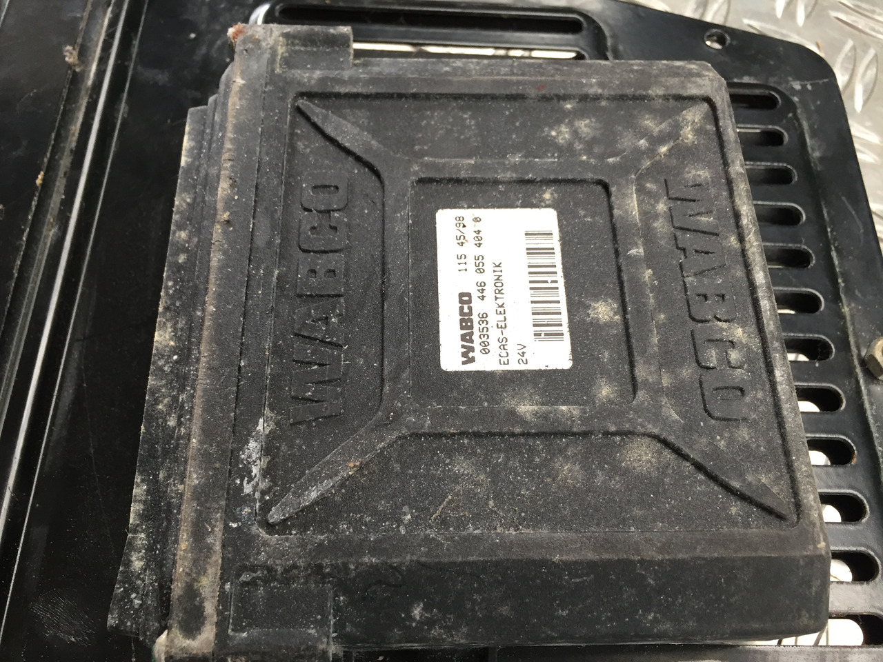 Gebrauchtes Steuergerät WABCO ECAS - Elektronik, 24 V, Artikel - Nr. : 115 45 / 98 - Bloc de gestion pour Camion: photos 1 Gebrauchtes Steuergerät WABCO ECAS - Elektronik, 24 V, Artikel - Nr. : 115 45 / 98 - Bloc de gestion pour Camion: photos 1