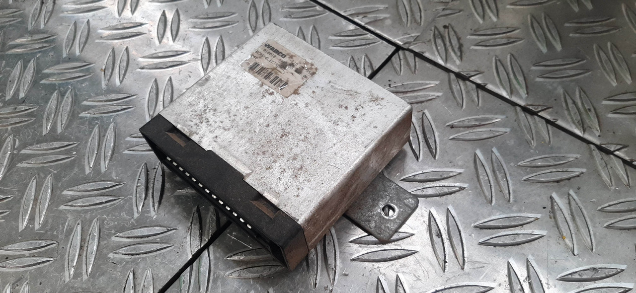 Gebrauchtes WABCO Steuergerät Luftfederung , Artikel - Nr. : 446 055 405 0 - Bloc de gestion pour Camion: photos 2 Gebrauchtes WABCO Steuergerät Luftfederung , Artikel - Nr. : 446 055 405 0 - Bloc de gestion pour Camion: photos 2