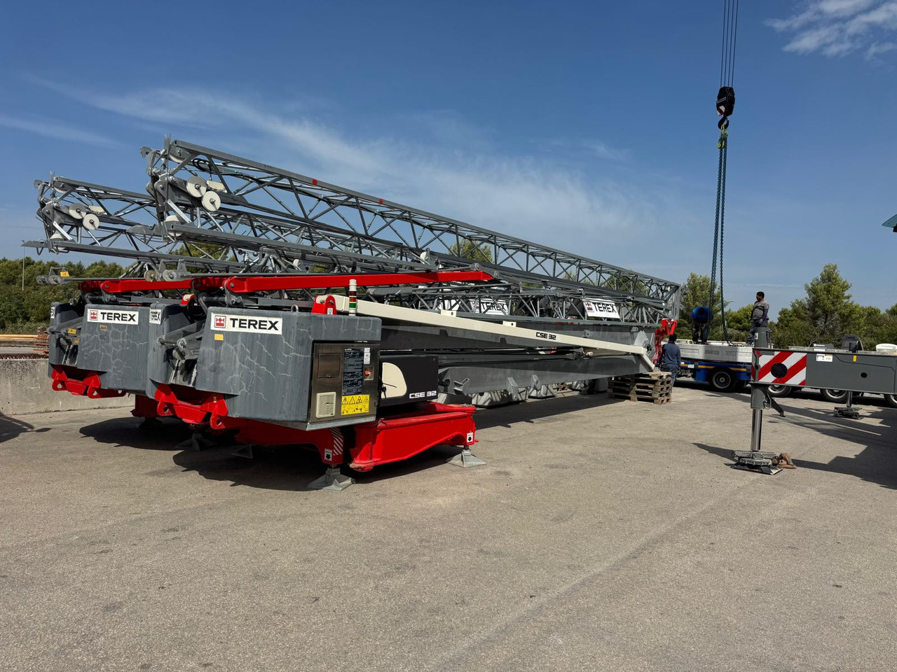 TEREX 32 - Grue à montage rapide: photos 1 TEREX 32 - Grue à montage rapide: photos 1