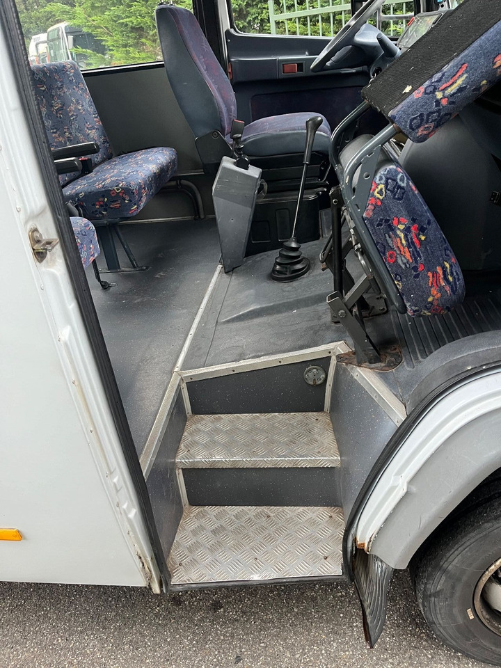 Mercedes-Benz Vario 814 Retarder - Bus interurbain: photos 5 Mercedes-Benz Vario 814 Retarder - Bus interurbain: photos 5