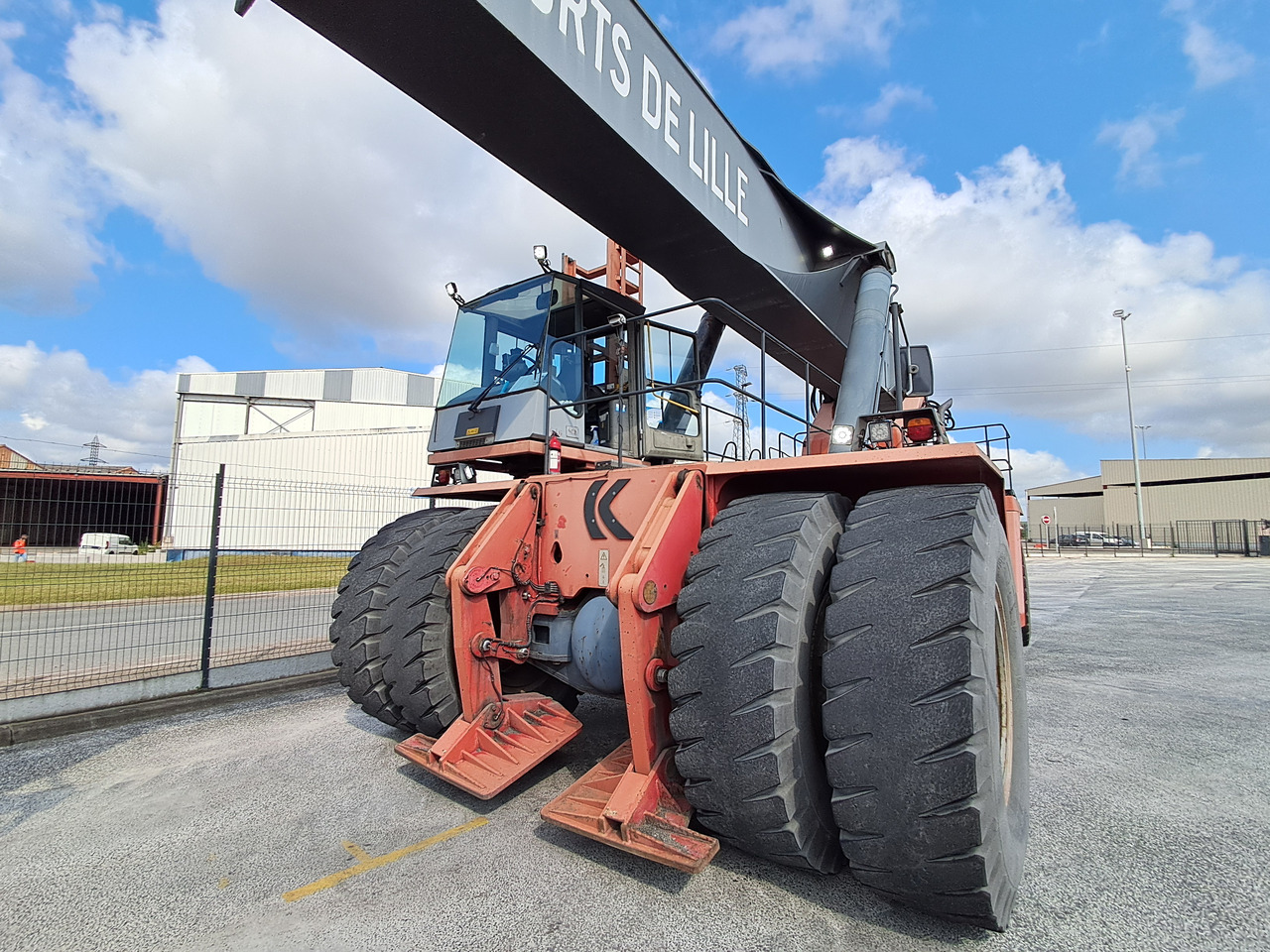 KALMAR DRD 450 80 S5XS - Reach stacker: photos 2 KALMAR DRD 450 80 S5XS - Reach stacker: photos 2