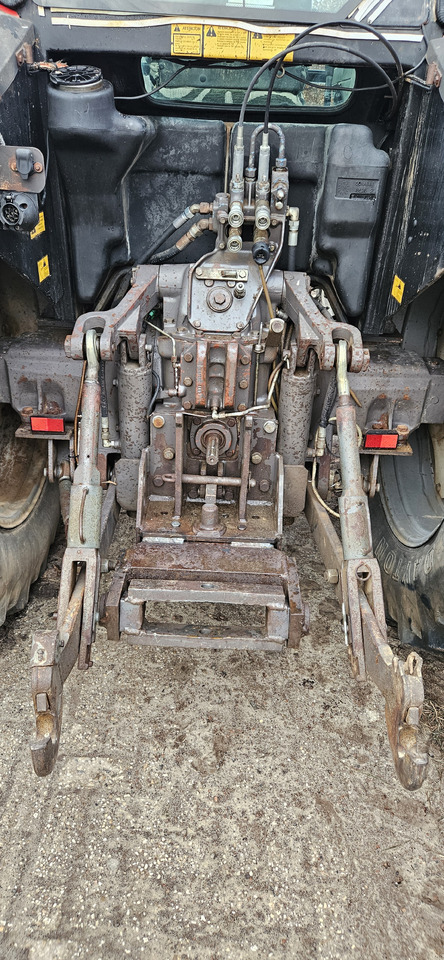 MASSEY FERGUSON 6180 - Tracteur agricole: photos 3 MASSEY FERGUSON 6180 - Tracteur agricole: photos 3