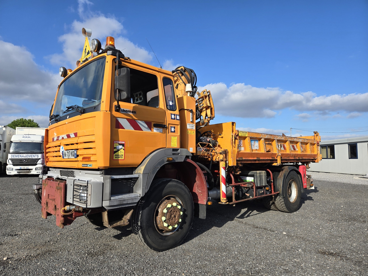 Renault G250 4x4 - Camion benne, Camion grue: photos 2 Renault G250 4x4 - Camion benne, Camion grue: photos 2