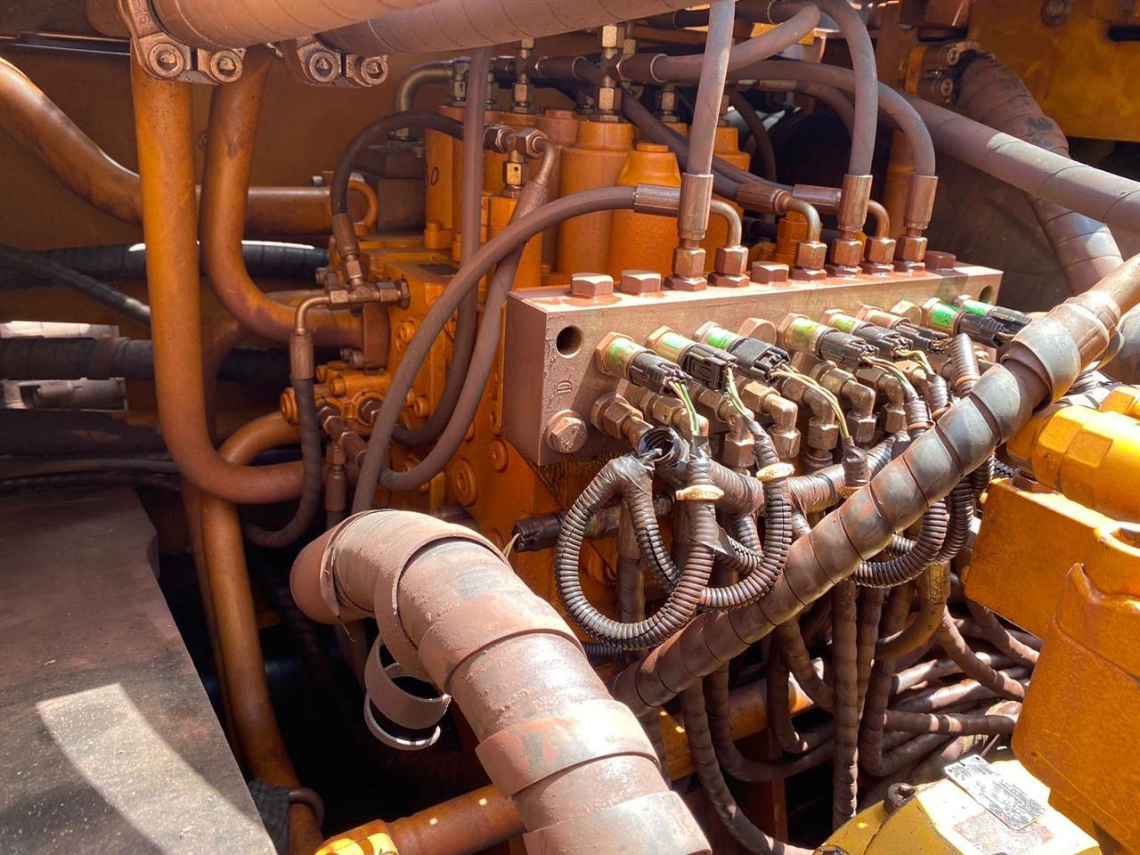 Pelle sur chenille SANY SY350 LC-9H: photos 28