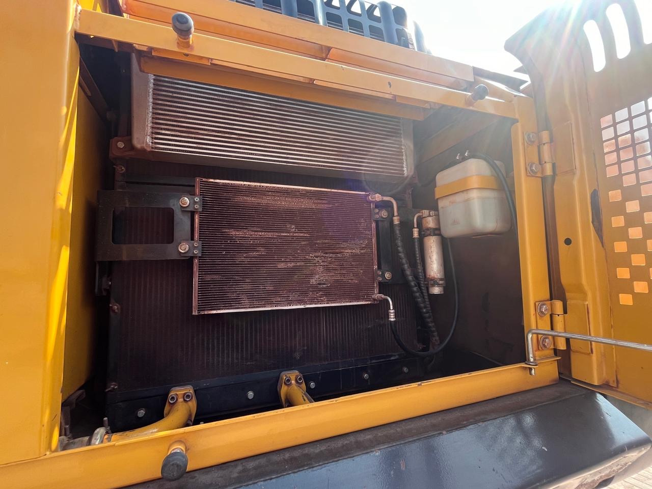 Pelle sur chenille SANY SY350 LC-9H: photos 13