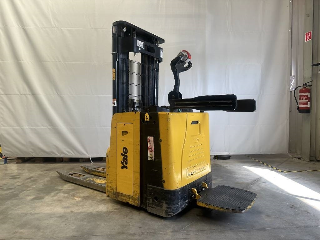 Yale ms15 - Gerbeur: photos 1 Yale ms15 - Gerbeur: photos 1