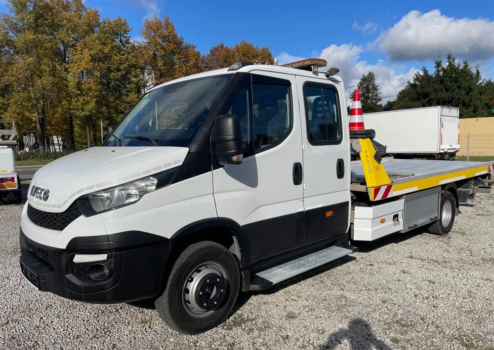 Iveco Daily 70C17 Pomoc drogowa Laweta 2016r - Remorqueuse: photos 1 Iveco Daily 70C17 Pomoc drogowa Laweta 2016r - Remorqueuse: photos 1