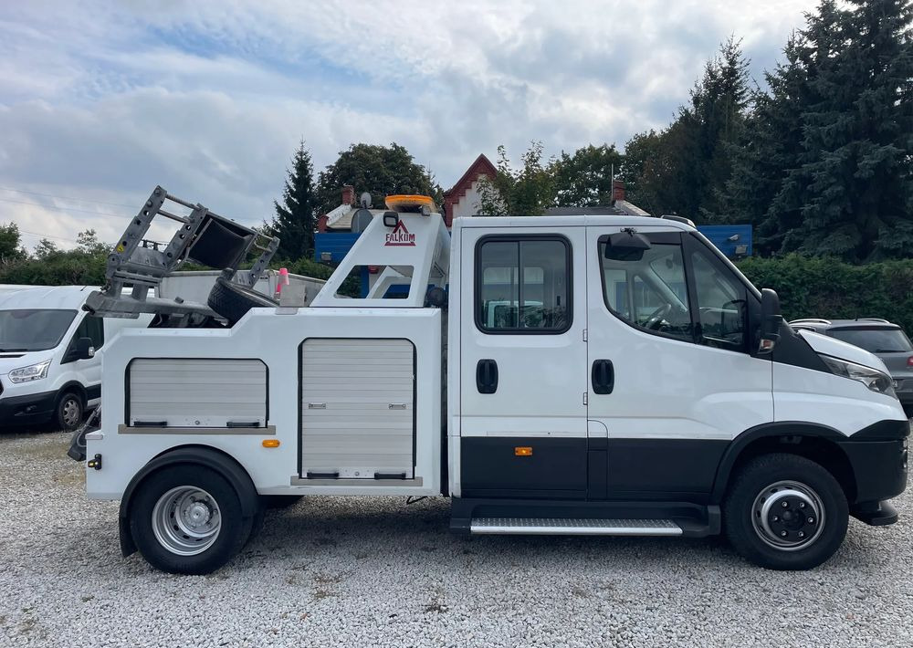 Iveco Daily 70C18 Hi-Matic Pomoc drogowa Holownik 2019r - Remorqueuse: photos 4 Iveco Daily 70C18 Hi-Matic Pomoc drogowa Holownik 2019r - Remorqueuse: photos 4