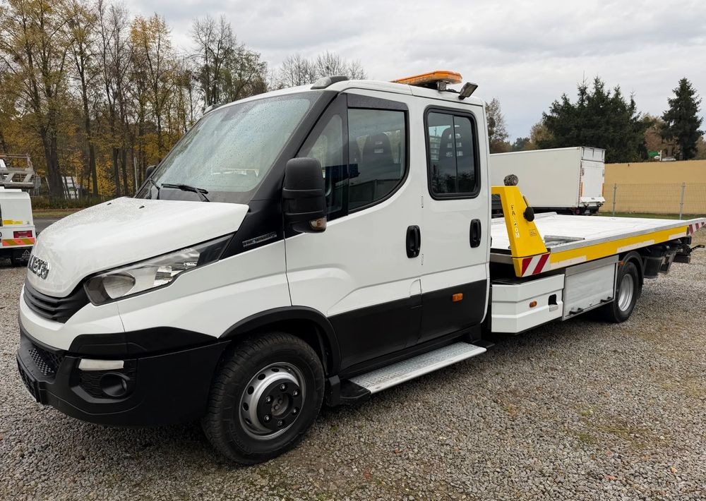 Iveco Daily 70C18 Pomoc drogowa Laweta 2017r Hi-Matic - Remorqueuse: photos 1 Iveco Daily 70C18 Pomoc drogowa Laweta 2017r Hi-Matic - Remorqueuse: photos 1