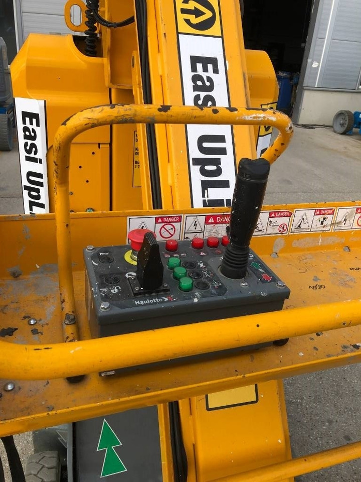 Haulotte Star 10 - Nacelle à mât vertical: photos 4 Haulotte Star 10 - Nacelle à mât vertical: photos 4