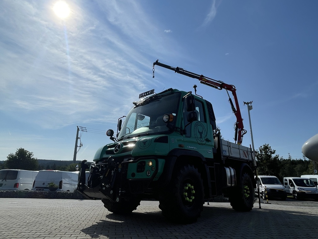 Camion grue pour transport de équipements lourds Unimog U318 - UHN mit Ladekran und Forstgreifer , Traumzustand: photos 19