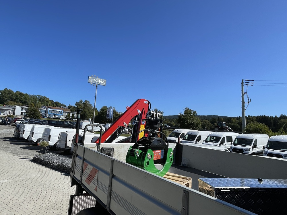 Unimog U318 - UHN mit Ladekran und Forstgreifer , Traumzustand - Camion grue: photos 3 Unimog U318 - UHN mit Ladekran und Forstgreifer , Traumzustand - Camion grue: photos 3