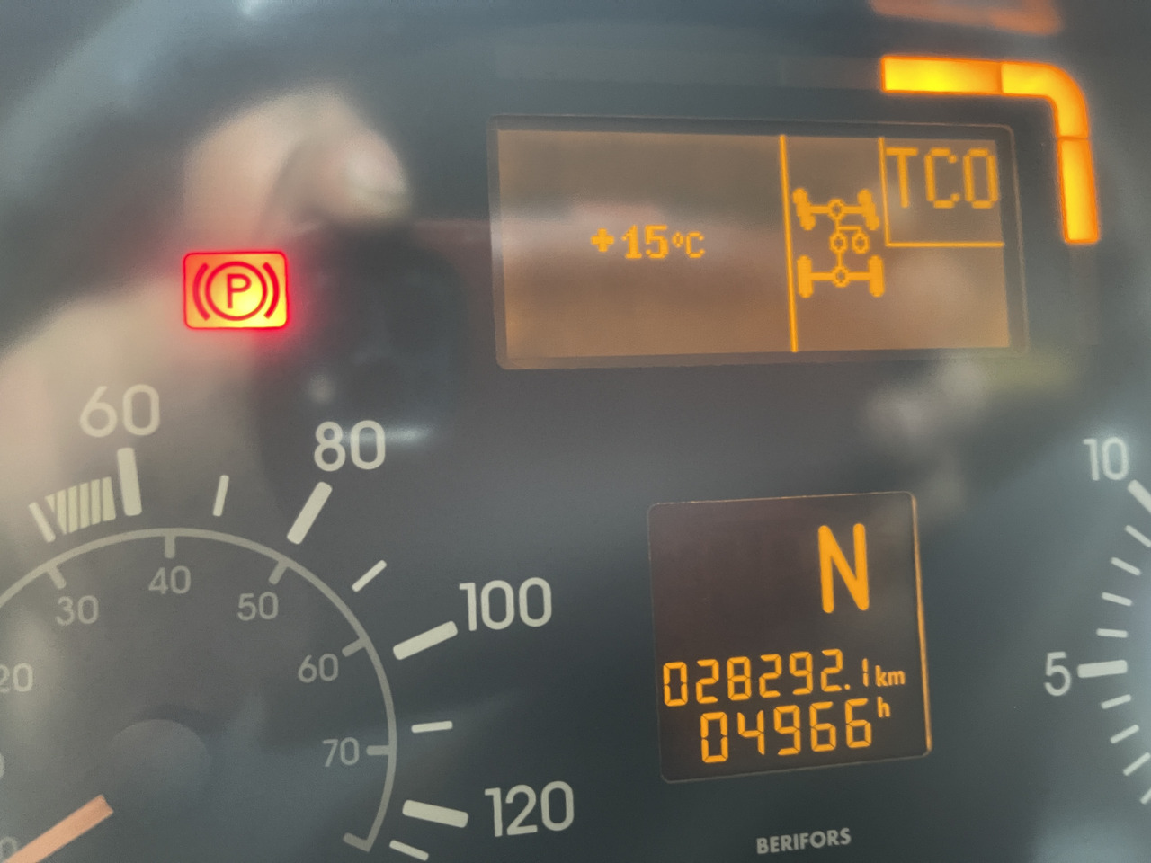 Unimog Unimog U300 mit Mega Kran , erst 28 Tkm - Camion grue: photos 2 Unimog Unimog U300 mit Mega Kran , erst 28 Tkm - Camion grue: photos 2