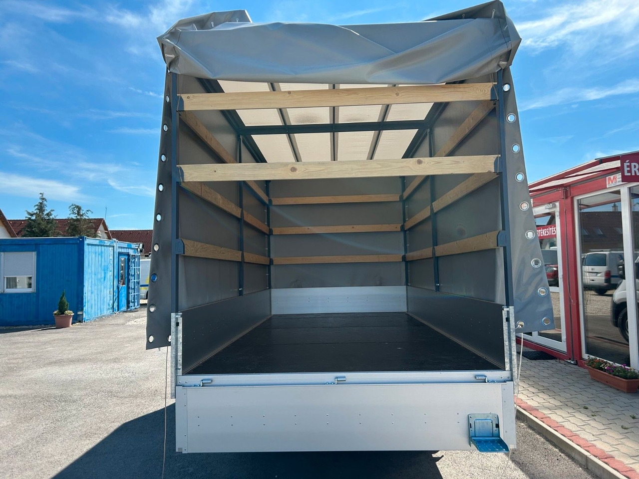 Fiat DUCATO XLWB MAXI Pritsche+Plane - Utilitaire rideaux coulissants (PLSC): photos 2 Fiat DUCATO XLWB MAXI Pritsche+Plane - Utilitaire rideaux coulissants (PLSC): photos 2