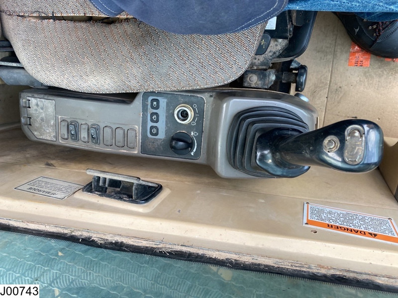 Pelle sur chenille Caterpillar 318 B 86 KW, Crawler Excavator: photos 18