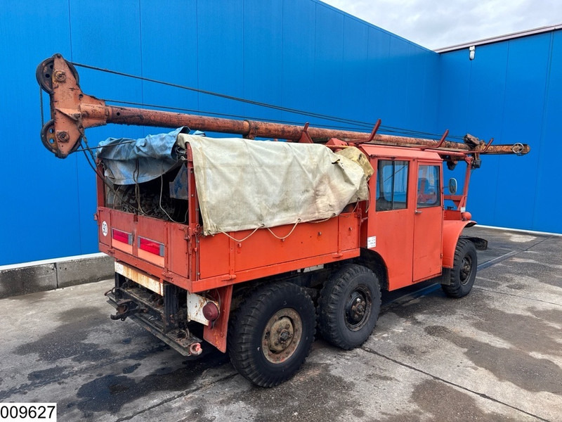 Dodge WC 63 M 6x6 - Camion grue: photos 3 Dodge WC 63 M 6x6 - Camion grue: photos 3