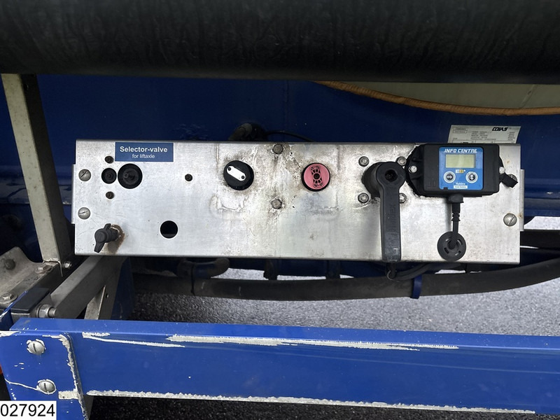 Feldbinder Silo 40.000 Liter - Semi-remorque citerne: photos 5 Feldbinder Silo 40.000 Liter - Semi-remorque citerne: photos 5