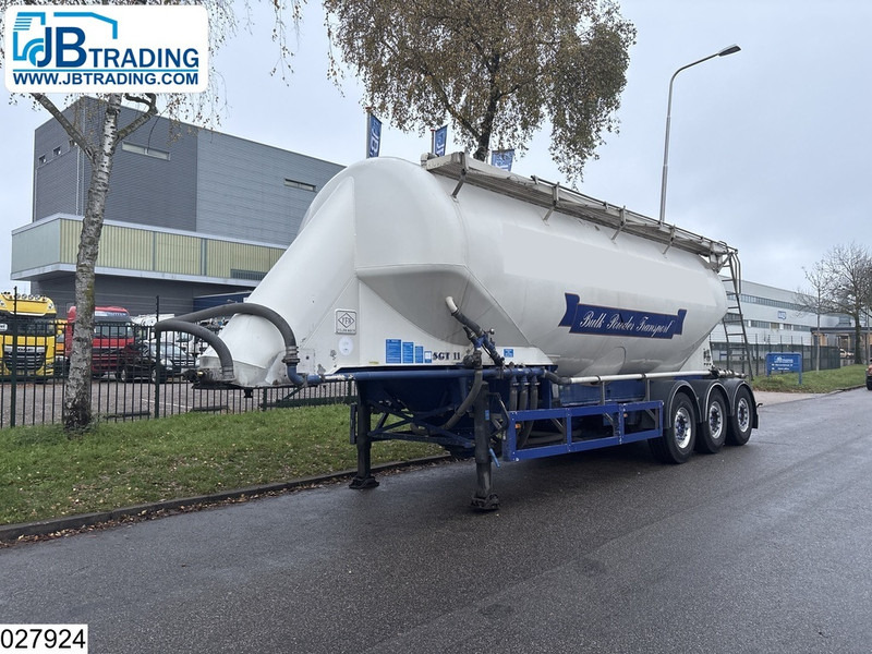 Feldbinder Silo 40.000 Liter - Semi-remorque citerne: photos 1 Feldbinder Silo 40.000 Liter - Semi-remorque citerne: photos 1