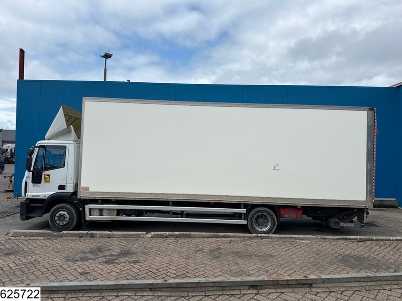 Iveco 120E21 EURO 6, Engine defect - Camion fourgon: photos 2 Iveco 120E21 EURO 6, Engine defect - Camion fourgon: photos 2